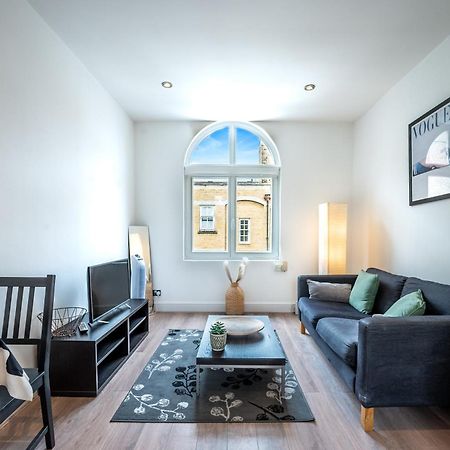 One-Bed Flat, Kensington, Bank Payment To The Host Within 24H From The Reservation Apartment London Luaran gambar
