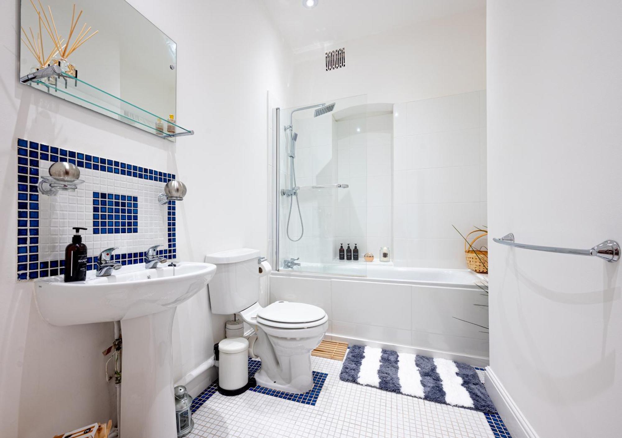 One-Bed Flat, Kensington, Bank Payment To The Host Within 24H From The Reservation Apartment London Luaran gambar
