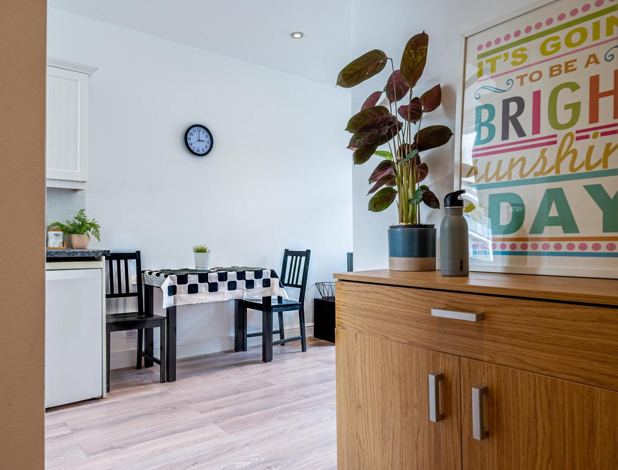 One-Bed Flat, Kensington, Bank Payment To The Host Within 24H From The Reservation Apartment London Luaran gambar